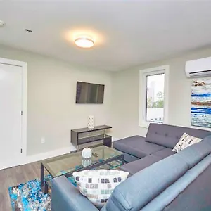 Hébergement de vacances Luxury Boutique Two Bedroom 3b Niagara Falls